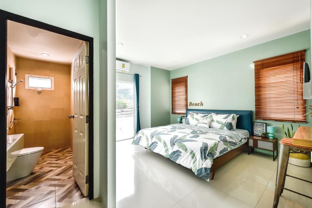 Modern House Patong Hill - 7 Beds - Kitchen Villa Exterior photo